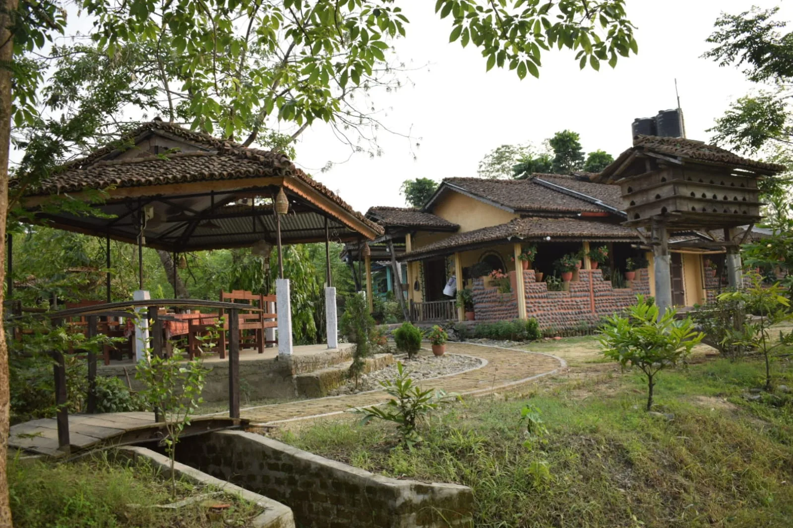 Tharu Gaun Resort 5